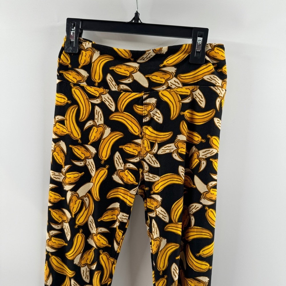 LuLaRoe One Size (OS) Leggings – Buttery Soft Stretchy Printed Leggings - Picture 3 of 5